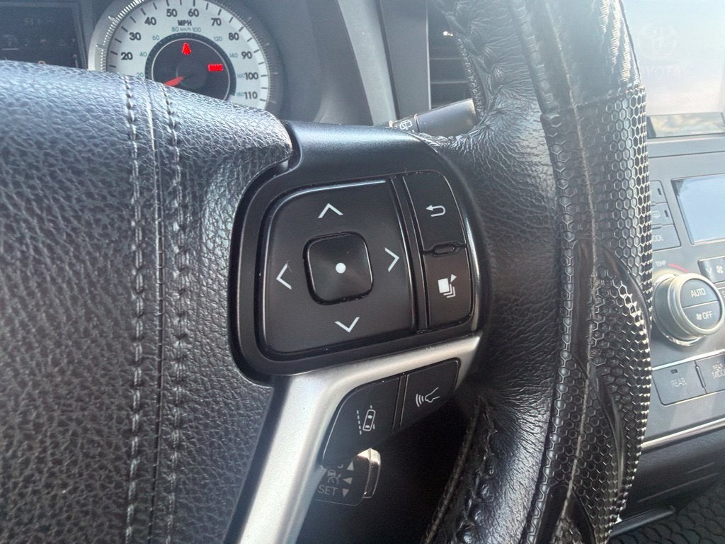 2019 Toyota Sienna SE 8 Passenger