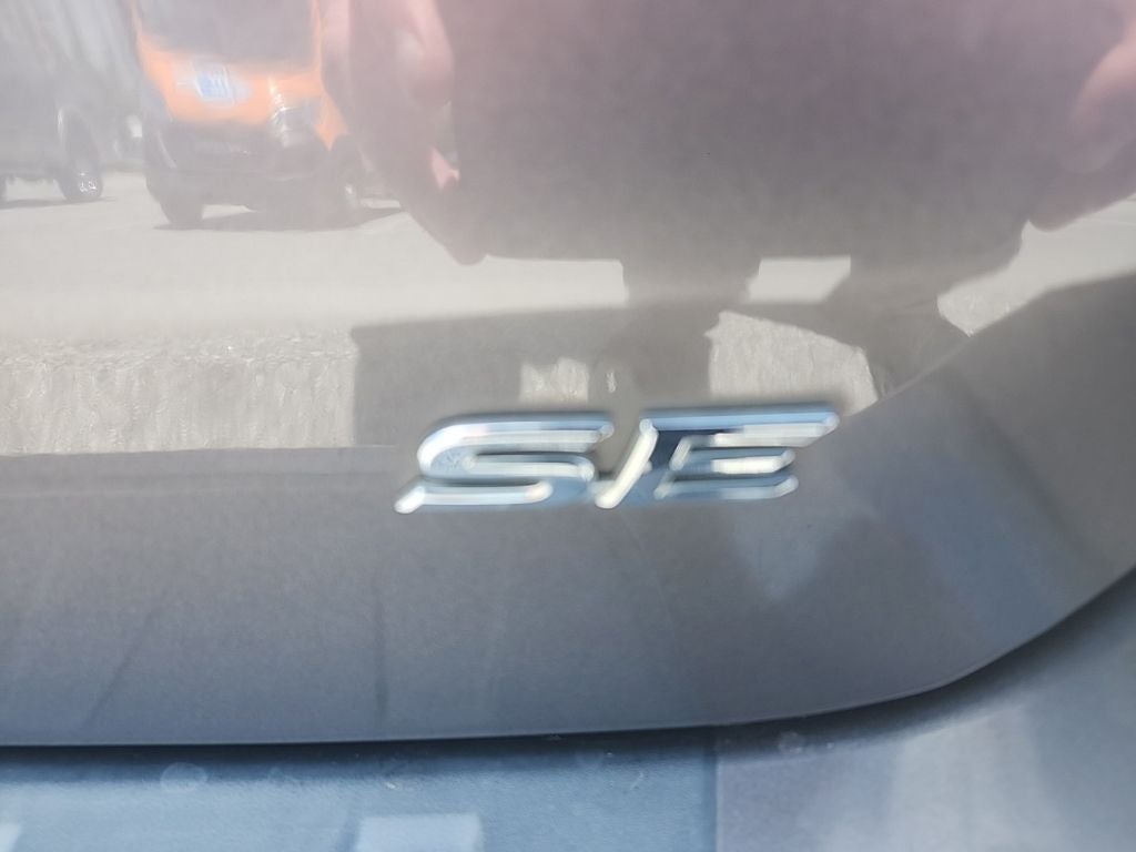 2017 Toyota Sienna SE Premium 8 Passenger