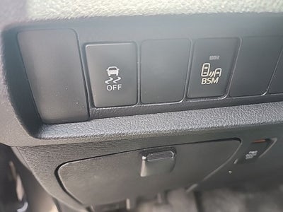 2017 Toyota Sienna SE Premium 8 Passenger