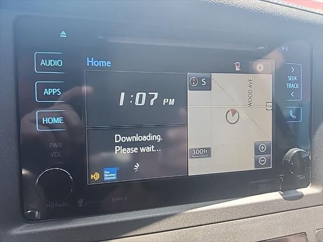 2017 Toyota Sienna SE Premium 8 Passenger