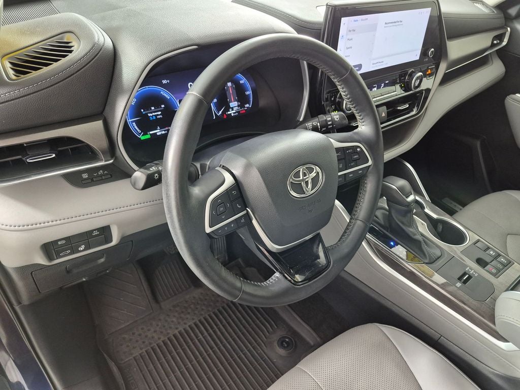 2023 Toyota Highlander Hybrid Limited