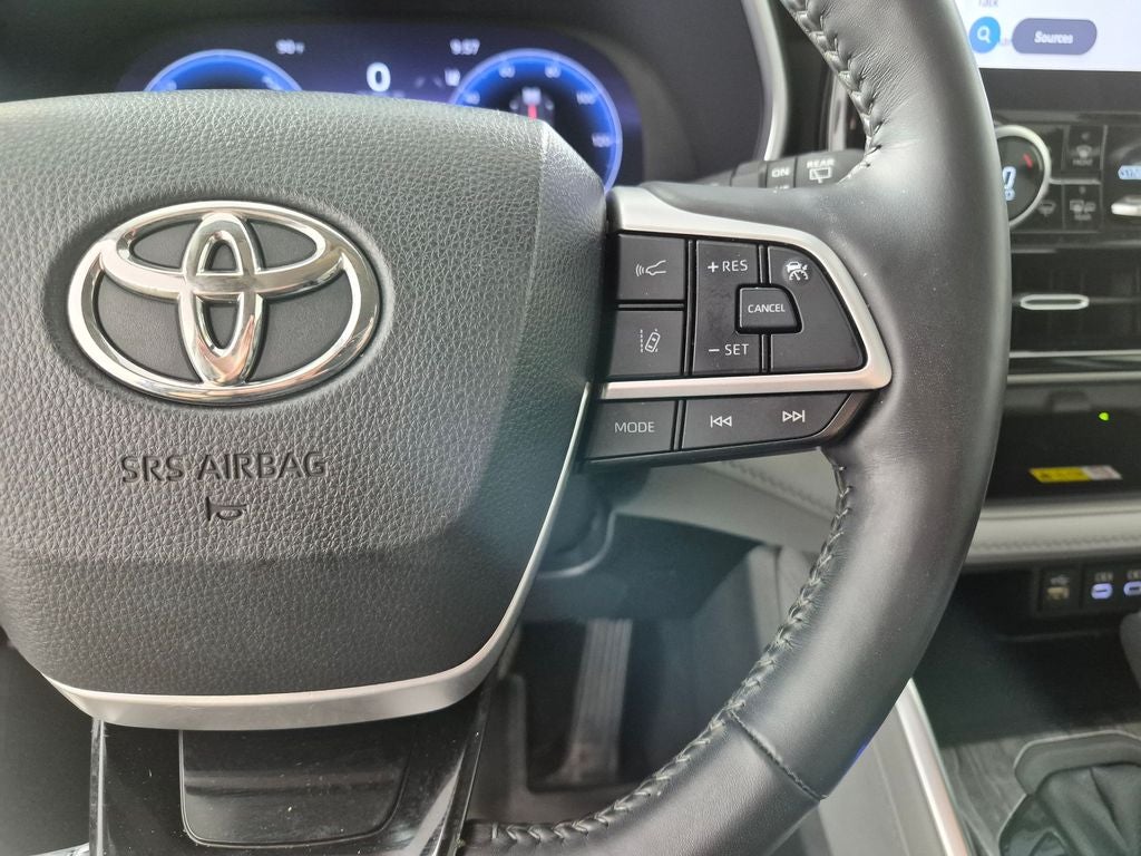 2023 Toyota Highlander Hybrid Limited