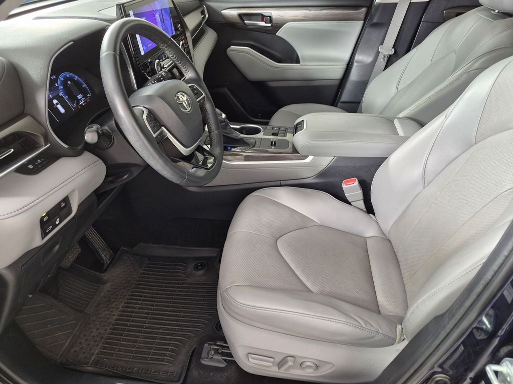 2023 Toyota Highlander Hybrid Limited