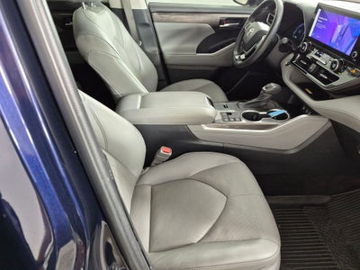 2023 Toyota Highlander Hybrid Limited