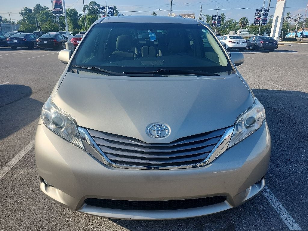 2015 Toyota Sienna XLE