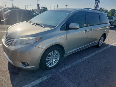 2015 Toyota Sienna XLE