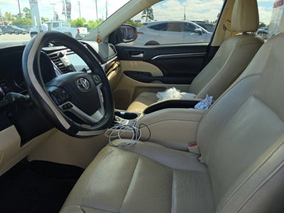 2016 Toyota Highlander Limited