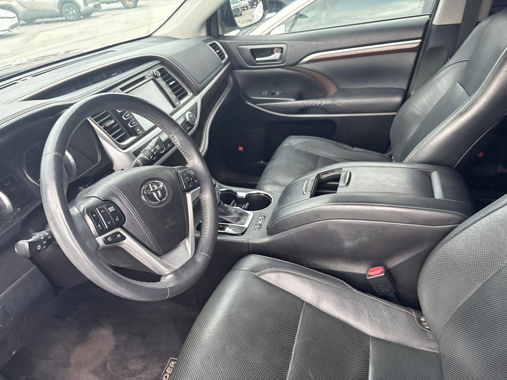 2016 Toyota Highlander Limited