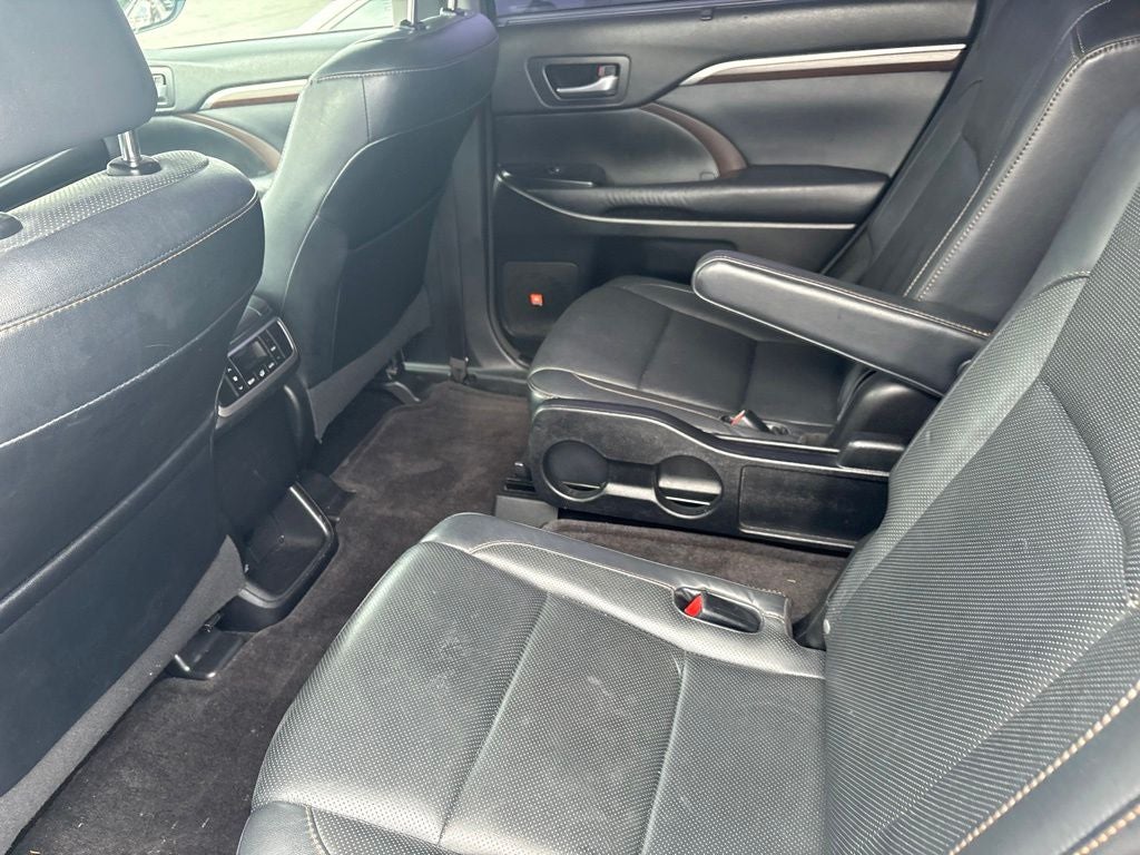2016 Toyota Highlander Limited