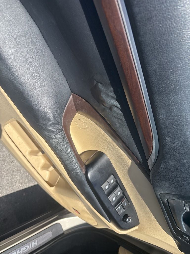 2014 Toyota HIGHLANDER Limited