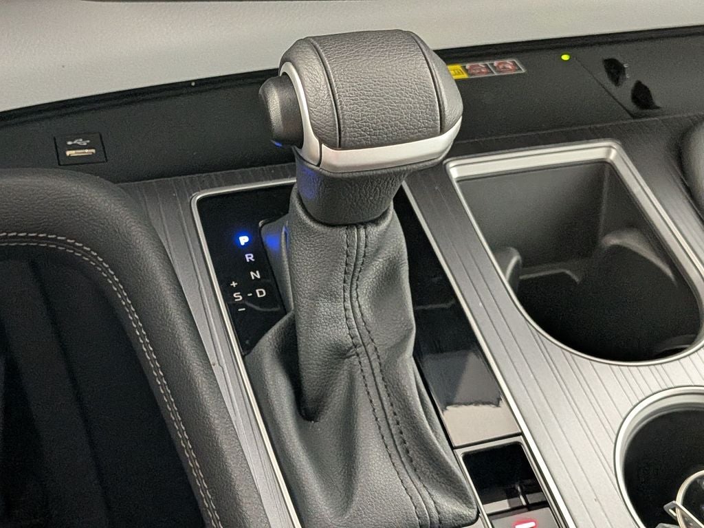 2025 Toyota Sienna XLE 8 Passenger