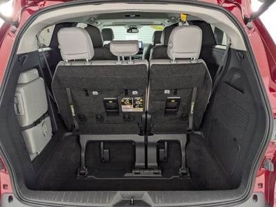 2025 Toyota Sienna XLE 8 Passenger