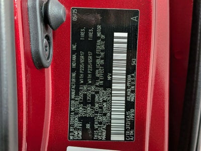 2025 Toyota Sienna XLE 8 Passenger