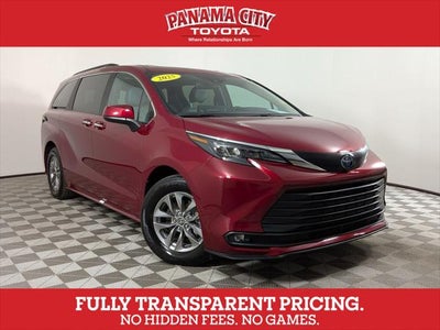2025 Toyota Sienna XLE 8 Passenger