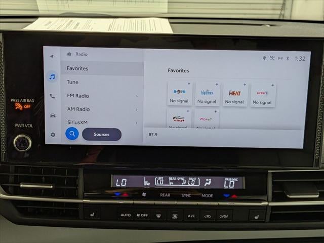 2025 Toyota Sienna XLE 8 Passenger