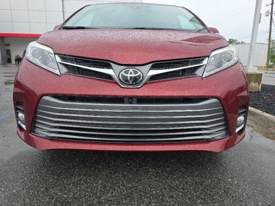 2020 Toyota Sienna Limited Premium BraunAbility 7 Passenger