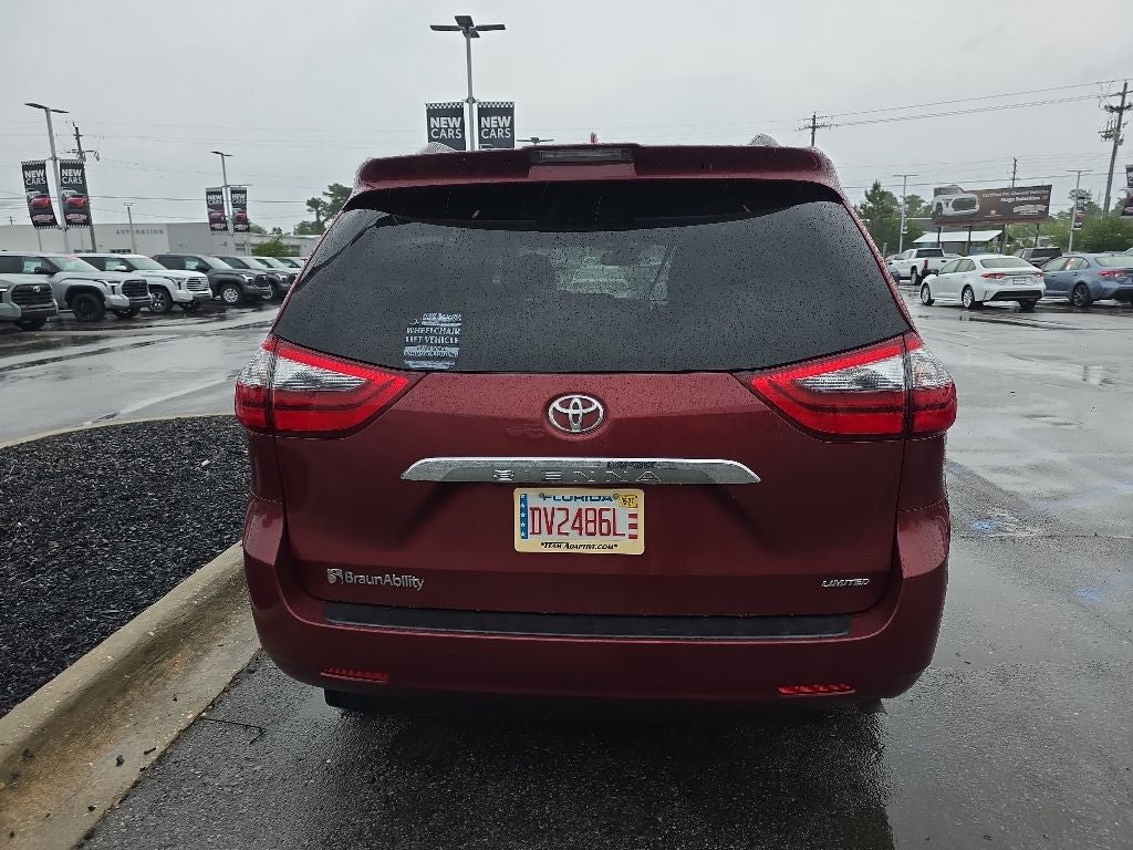 2020 Toyota Sienna Limited Premium BraunAbility 7 Passenger