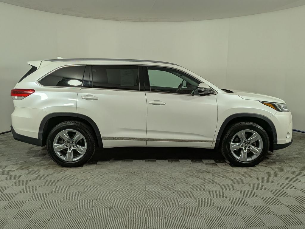 2017 Toyota Highlander Limited