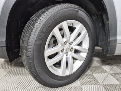 2015 Toyota HIGHLANDER LE