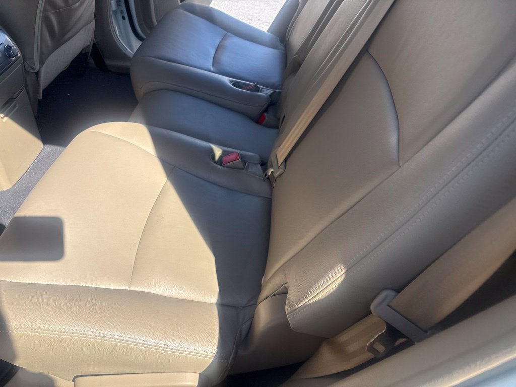 2012 Toyota HIGHLANDER Base