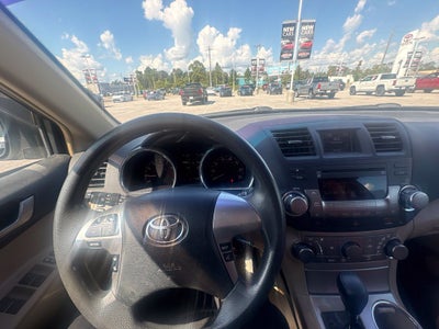2012 Toyota HIGHLANDER Base