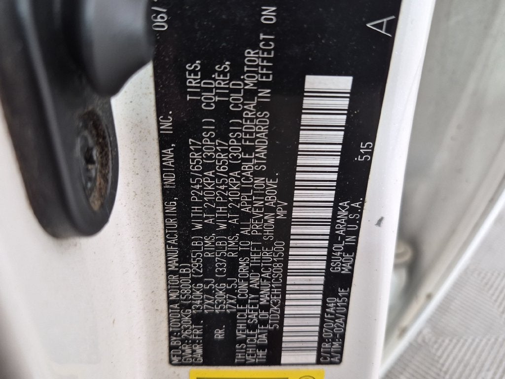 2012 Toyota HIGHLANDER Base