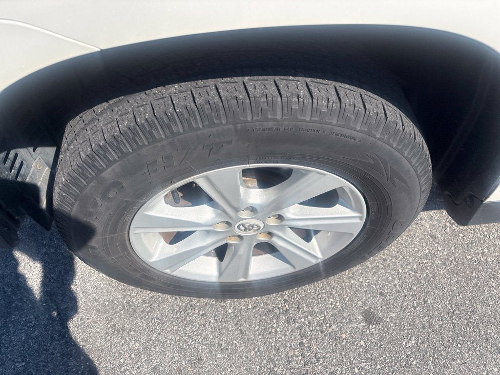 2012 Toyota HIGHLANDER Base