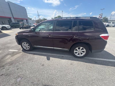 2011 Toyota Highlander SE