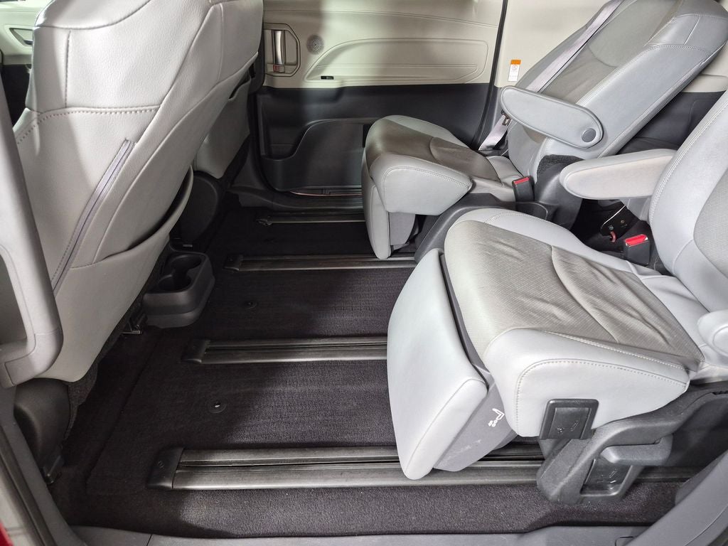 2024 Toyota Sienna Limited 7 Passenger