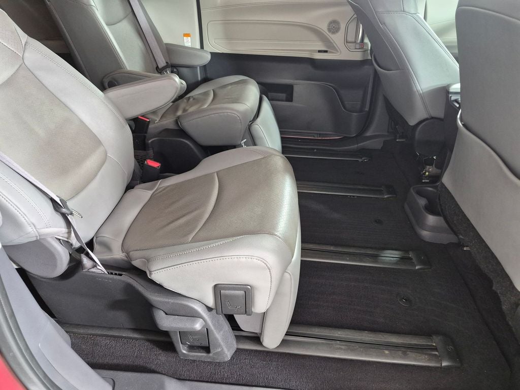 2024 Toyota Sienna Limited 7 Passenger