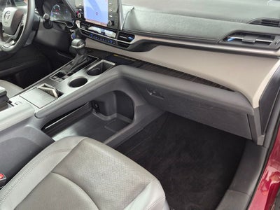2024 Toyota Sienna Limited 7 Passenger