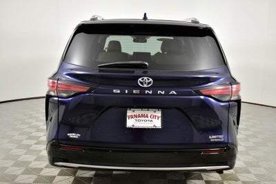 2021 Toyota SIENNA LIMITED Limited 7 Passenger