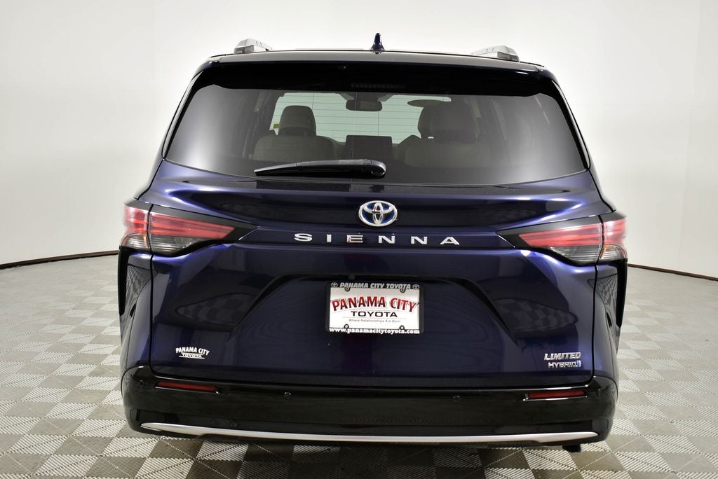 2021 Toyota SIENNA LIMITED Limited 7 Passenger