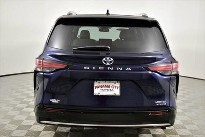 2021 Toyota SIENNA LIMITED Limited 7 Passenger