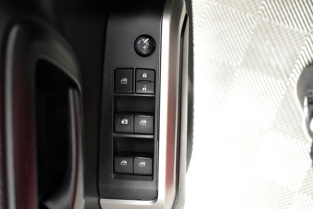 2021 Toyota TACOMA SR5 SR5 V6