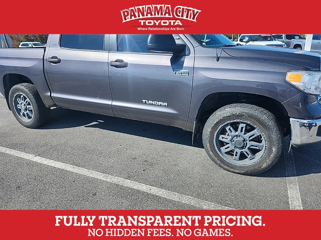 2017 Toyota TUNDRA 4X4 SR5