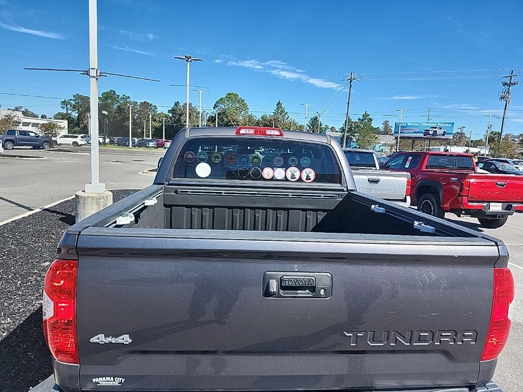 2017 Toyota TUNDRA 4X4 SR5