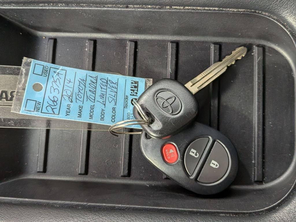 2014 Toyota TUNDRA 4X2 Limited