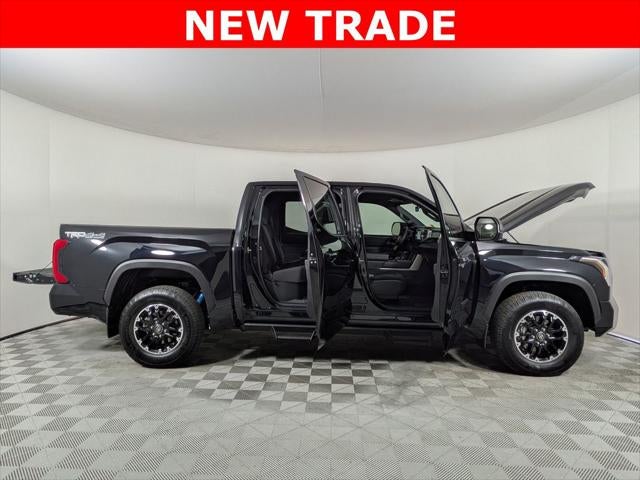 2025 Toyota TUNDRA 4X4 SR5