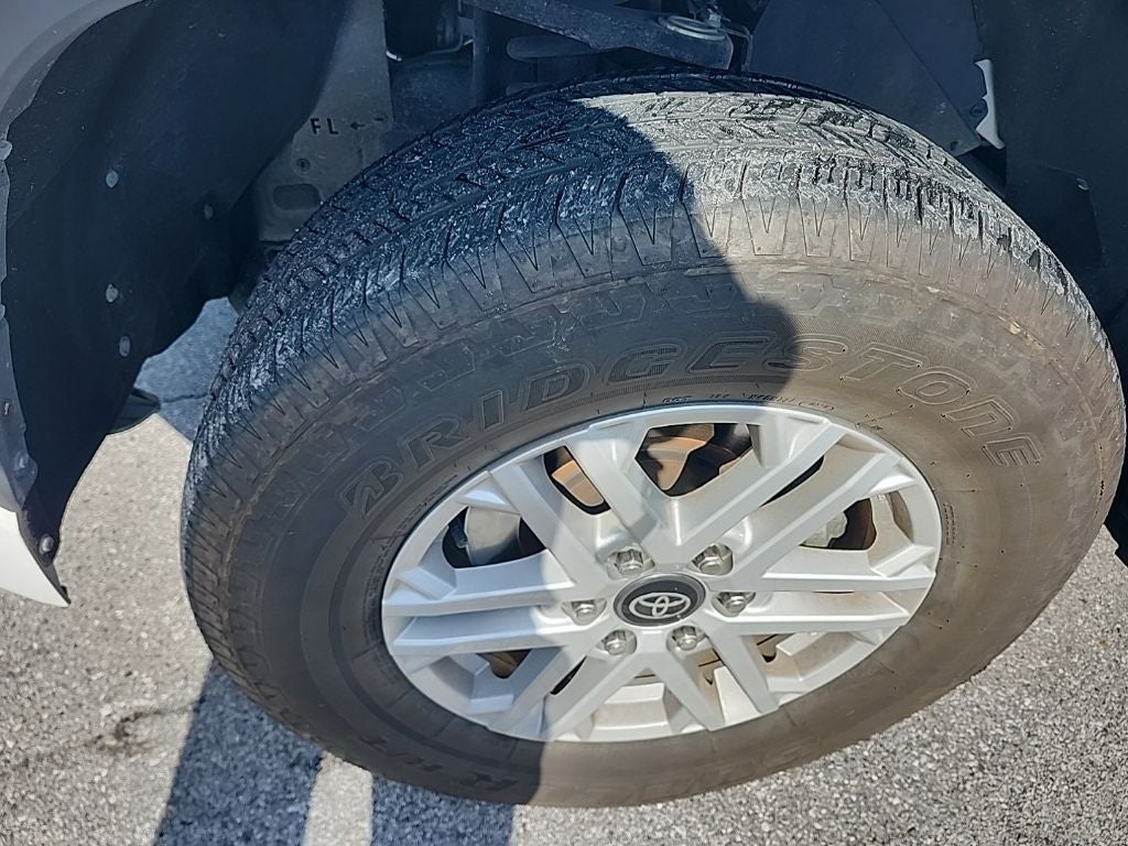 2025 Toyota Tundra SR5