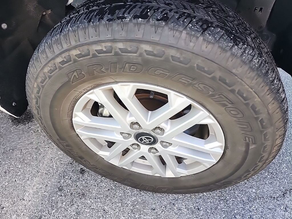 2025 Toyota Tundra SR5