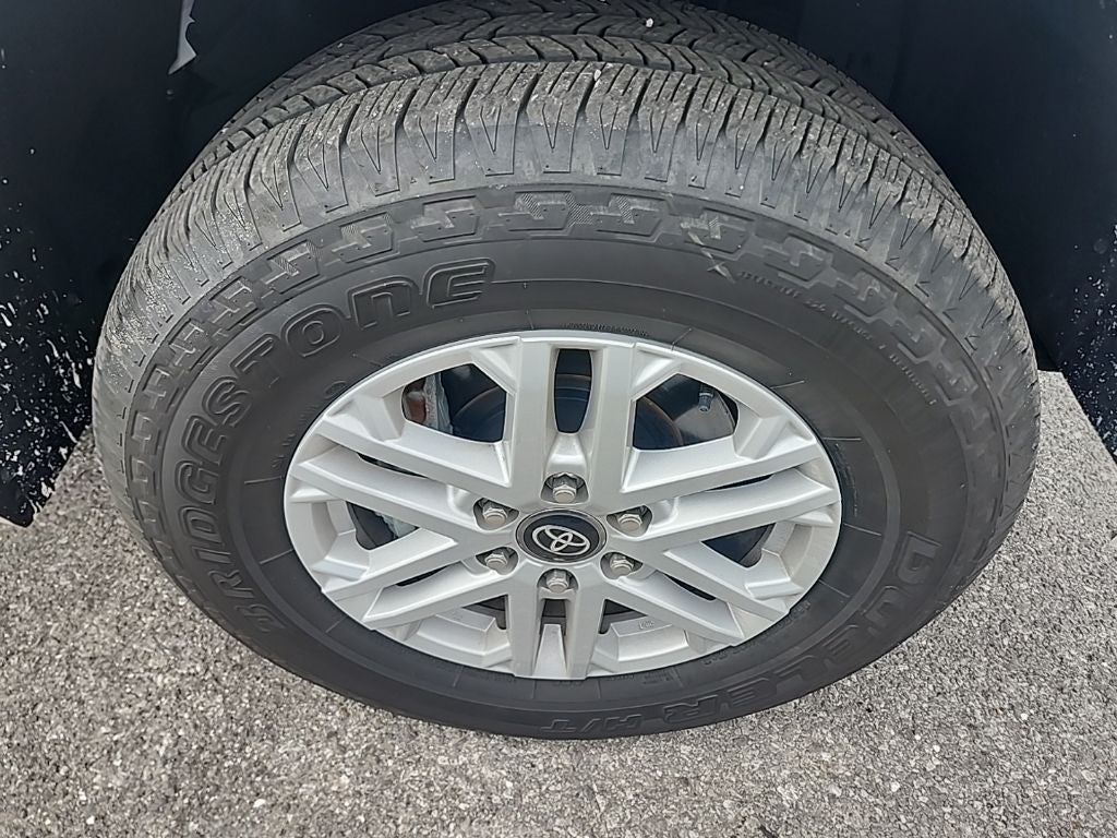 2025 Toyota Tundra SR5