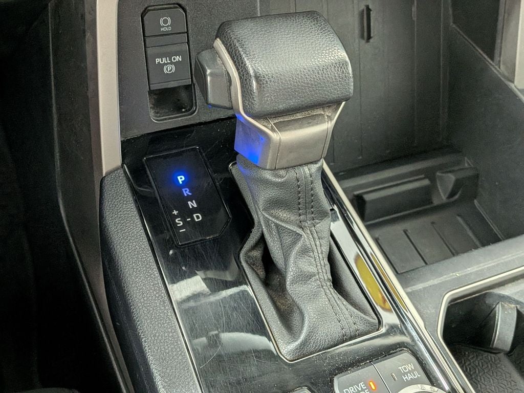 2024 Toyota TUNDRA 4X4 SR5