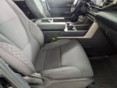 2024 Toyota TUNDRA 4X4 SR5