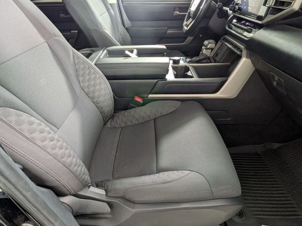 2024 Toyota TUNDRA 4X4 SR5