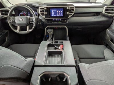 2024 Toyota TUNDRA 4X4 SR5