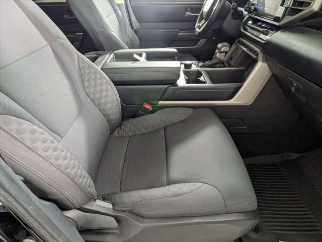 2024 Toyota TUNDRA 4X4 SR5
