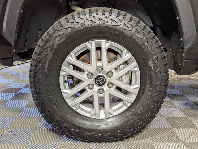 2024 Toyota TUNDRA 4X4 SR5