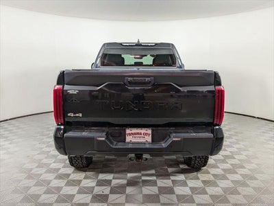 2024 Toyota TUNDRA 4X4 SR5