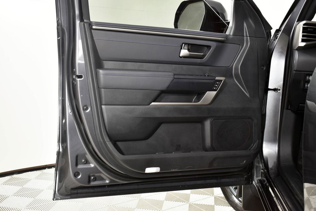 2026 Toyota Tundra Hybrid Platinum